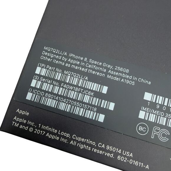 Apple iPhone 8 Space Gray 256GB Original Retail Box Only MQ7Q2LL/A - Picture 4 of 7